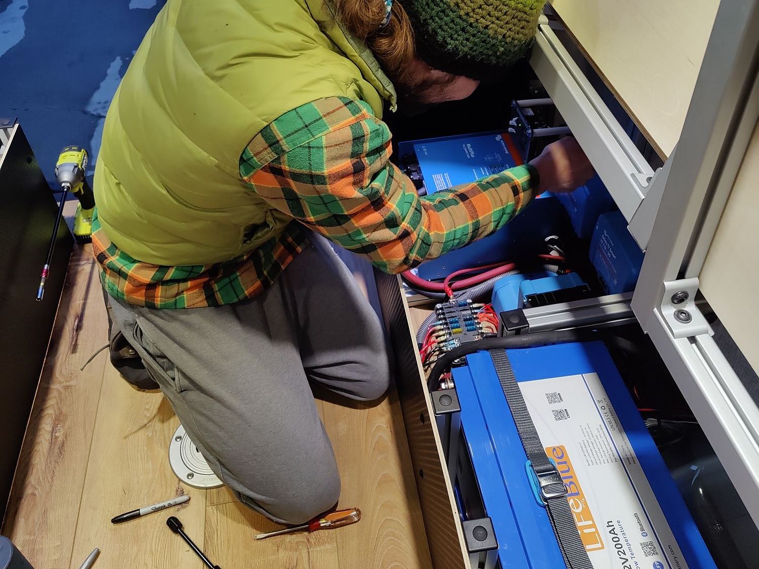Installing a Victron MultiPlus, fuse block and LiFeBlue 200Ah battery in a van electrical bay
